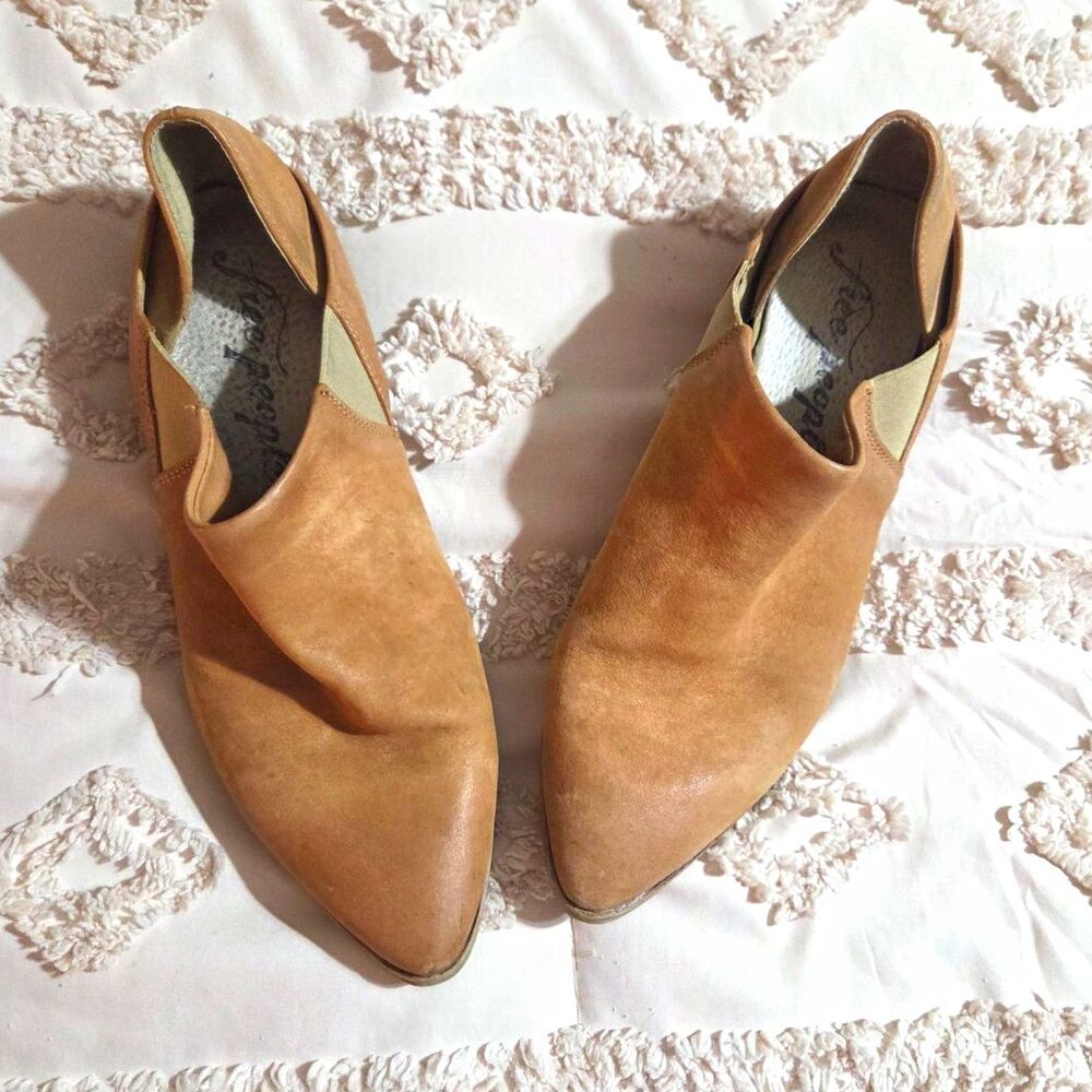 Free People Brown Suede Ankle Bootie Pointed Toe Slip-On Comfort Sz 10-10.5